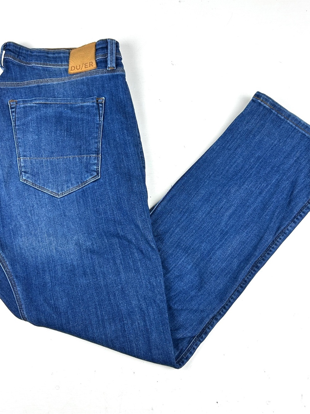DU/ER Jeans L2X Mens 38x32 Denim Blue DUER Casual Stretch Performance